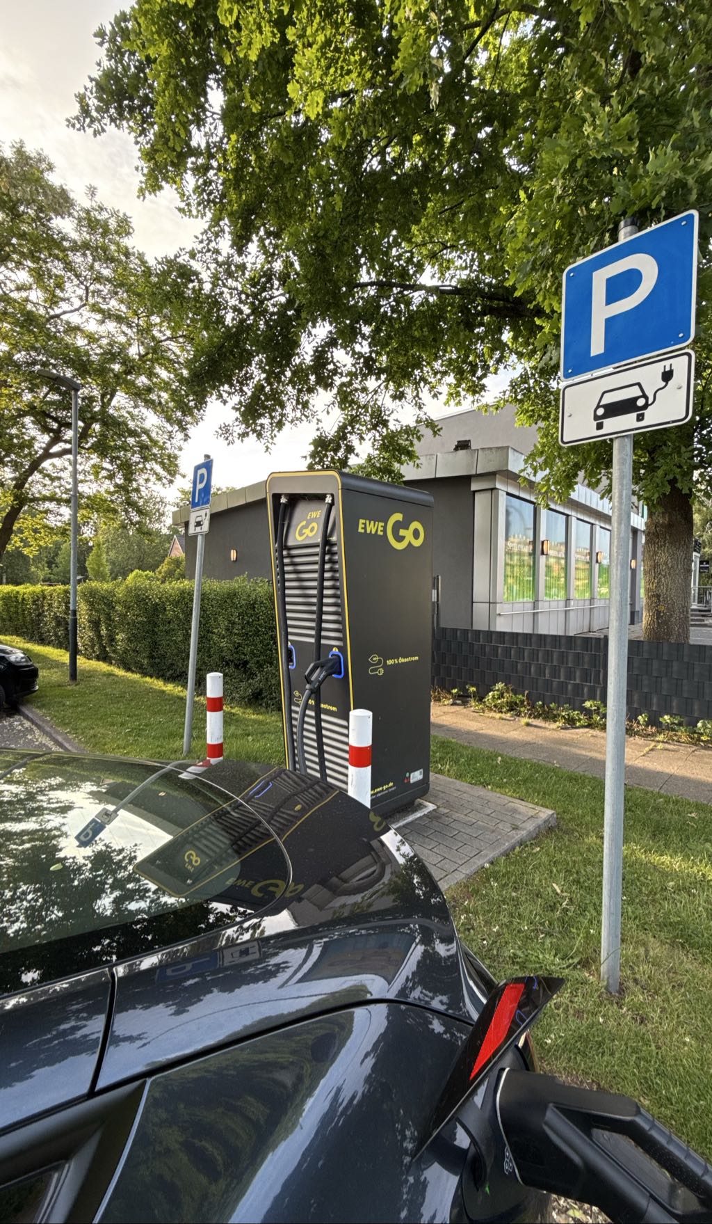DE*2GO*EMCD0328*1A DE2GOEMCD03281A1 - Stresemannstraße 293 27580 Bremerhaven
