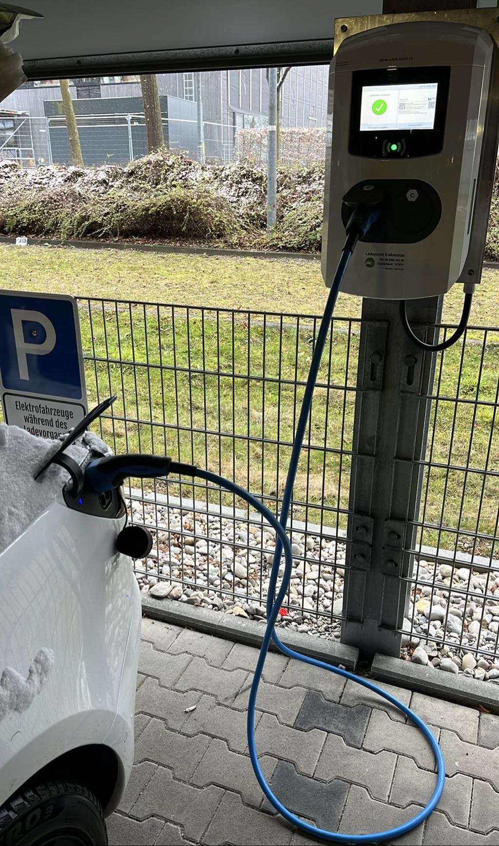 DE*FMG*E16246EMLEG05 16246EG052 - Nordallee 13 85356 Flughafen-München