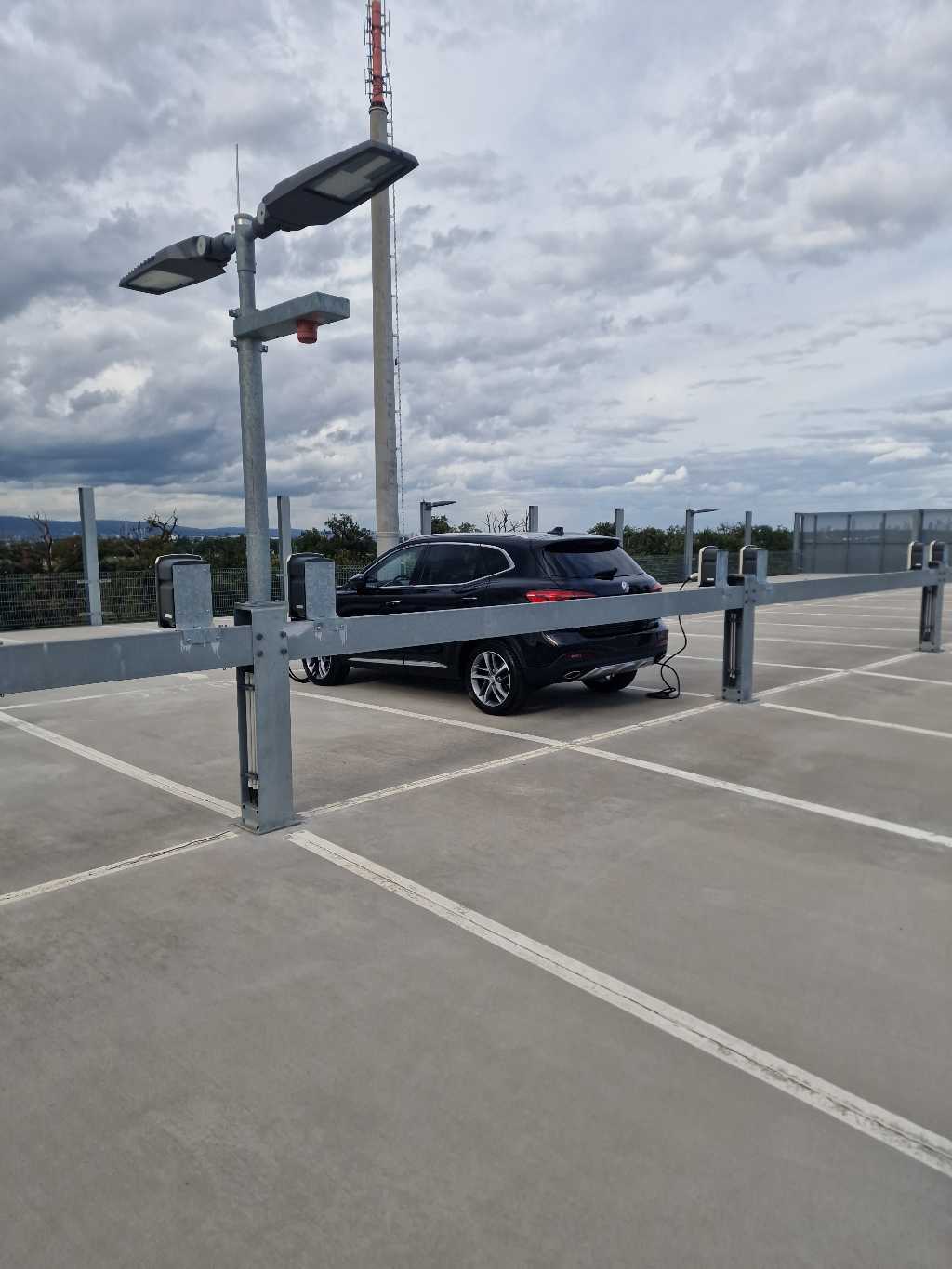 DE*FRA*EIGUDE*P5804 P58-041 - Airportring, Tor 27 (Betriebsbereich) P 58 60549 Frankfurt am Main