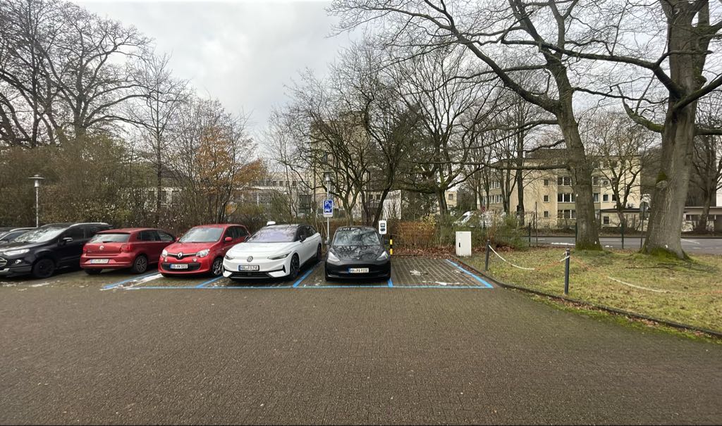 DE*SGE*EDESGE030 SGE55 - Klinikweg 1 22927 Großhansdorf