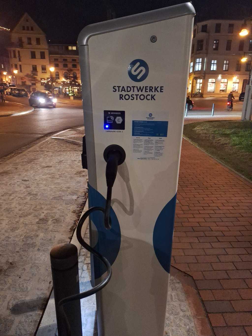 DE*HRO*E4256 42562 - Bahnhofstraße 18055 Rostock