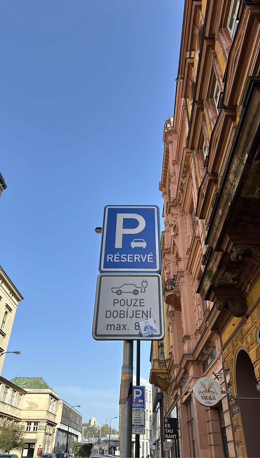 CZ*PRE*E1S8157 CZ*PRE*E1S8157*1 - Hybernská 26 11000 Praha