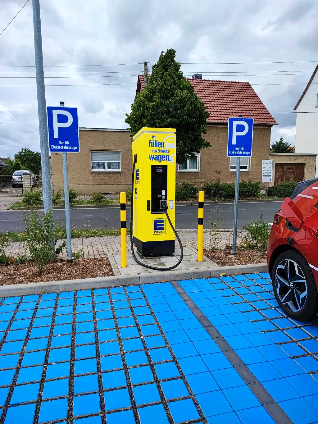 DE*384*E*156540CS0001 DE*384*E*156540CS0001*2 - Lindenthaler Hauptstr. 81 04158 Leipzig