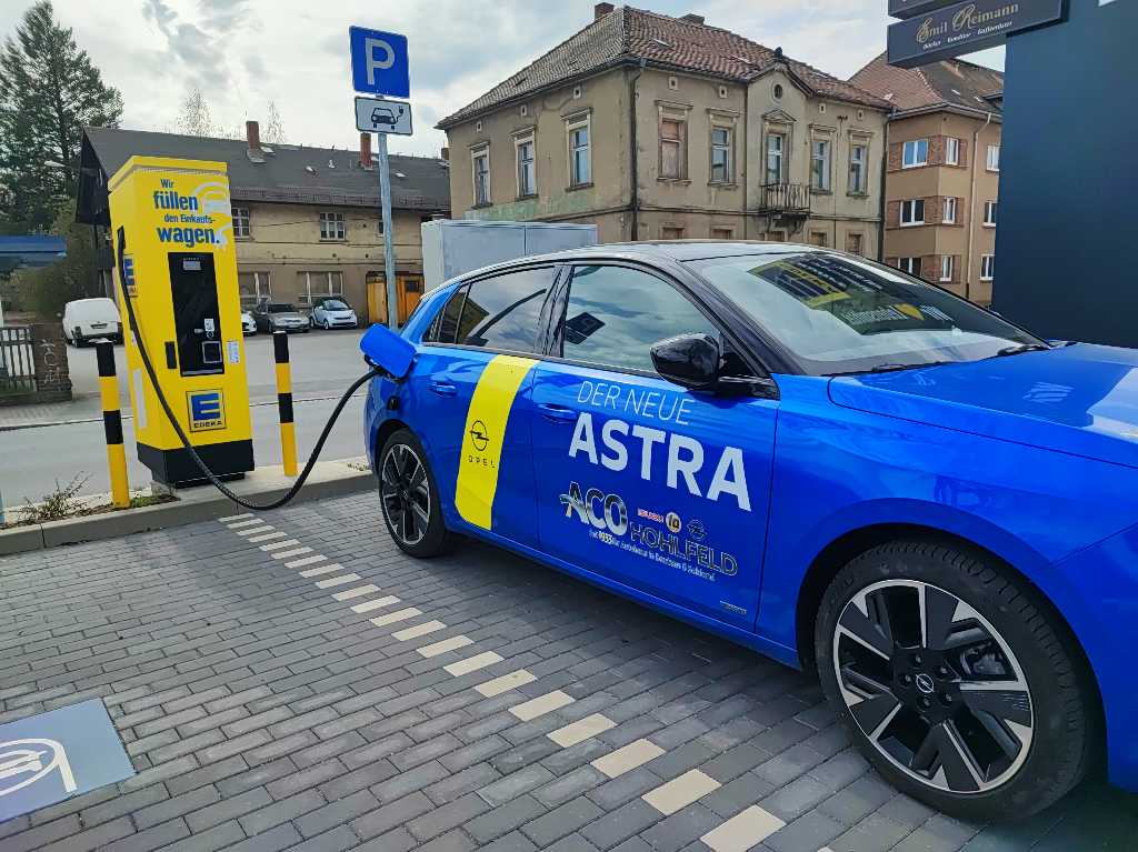 DE*384*E*171686CS0001 DE*384*E*171686CS0001*2 - Stolpener Str. 4 01877 Bischofswerda