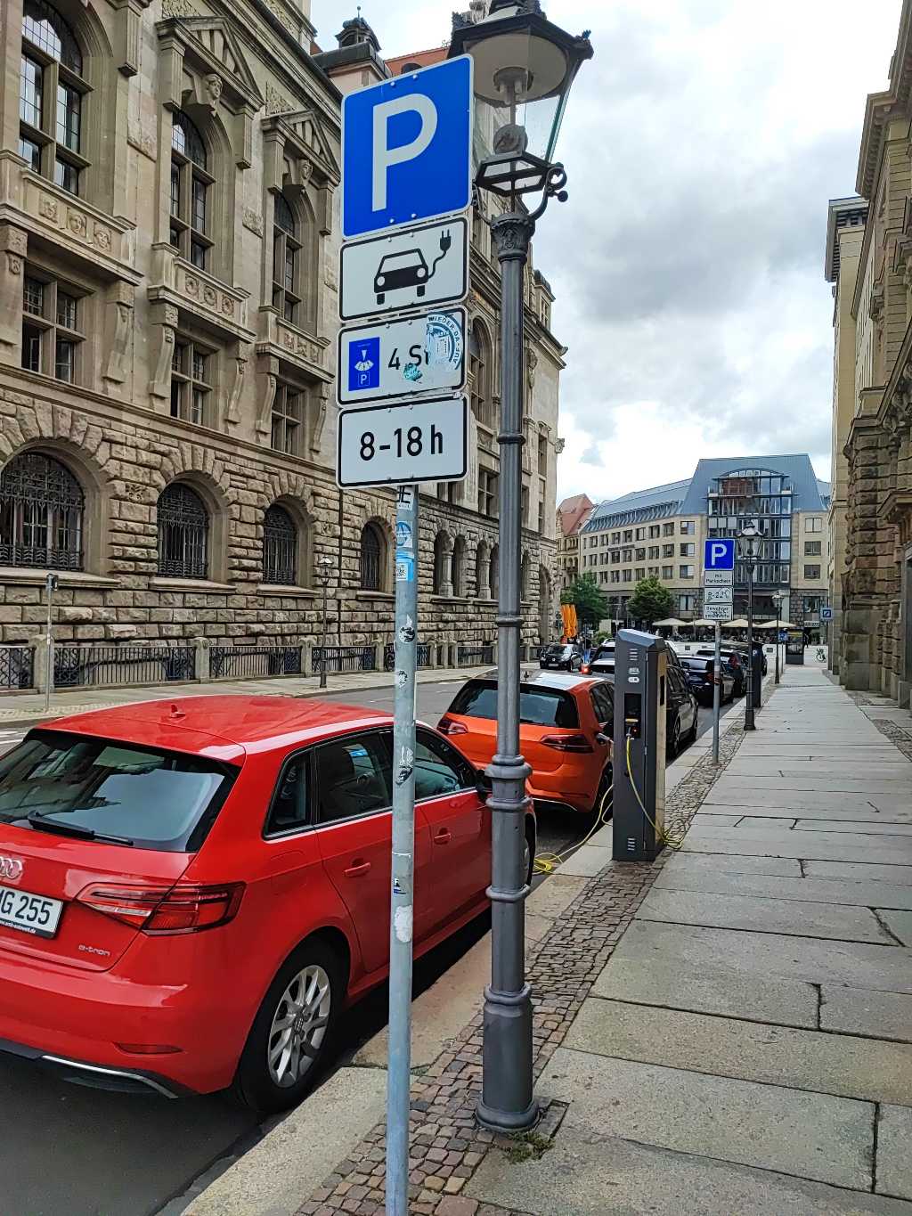 Ladepunkt DE*961*E0341*0014 DE*961*E0341*0014*2 - Hugo-Licht-Straße 3 04109 Leipzig DE*961*E0341*0014 DE*961*E0341*0014*2 - Hugo-Licht-Straße 3 04109 Leipzig