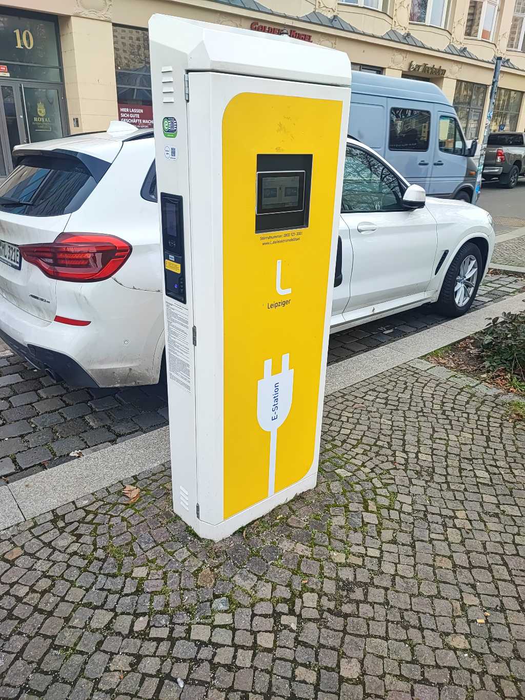 Ladepunkt DE*961*E0341*0022 DE*961*E0341*0022 - Richard Wagner Straße 10 04109 Leipzig DE*961*E0341*0022 DE*961*E0341*0022 - Richard Wagner Straße 10 04109 Leipzig