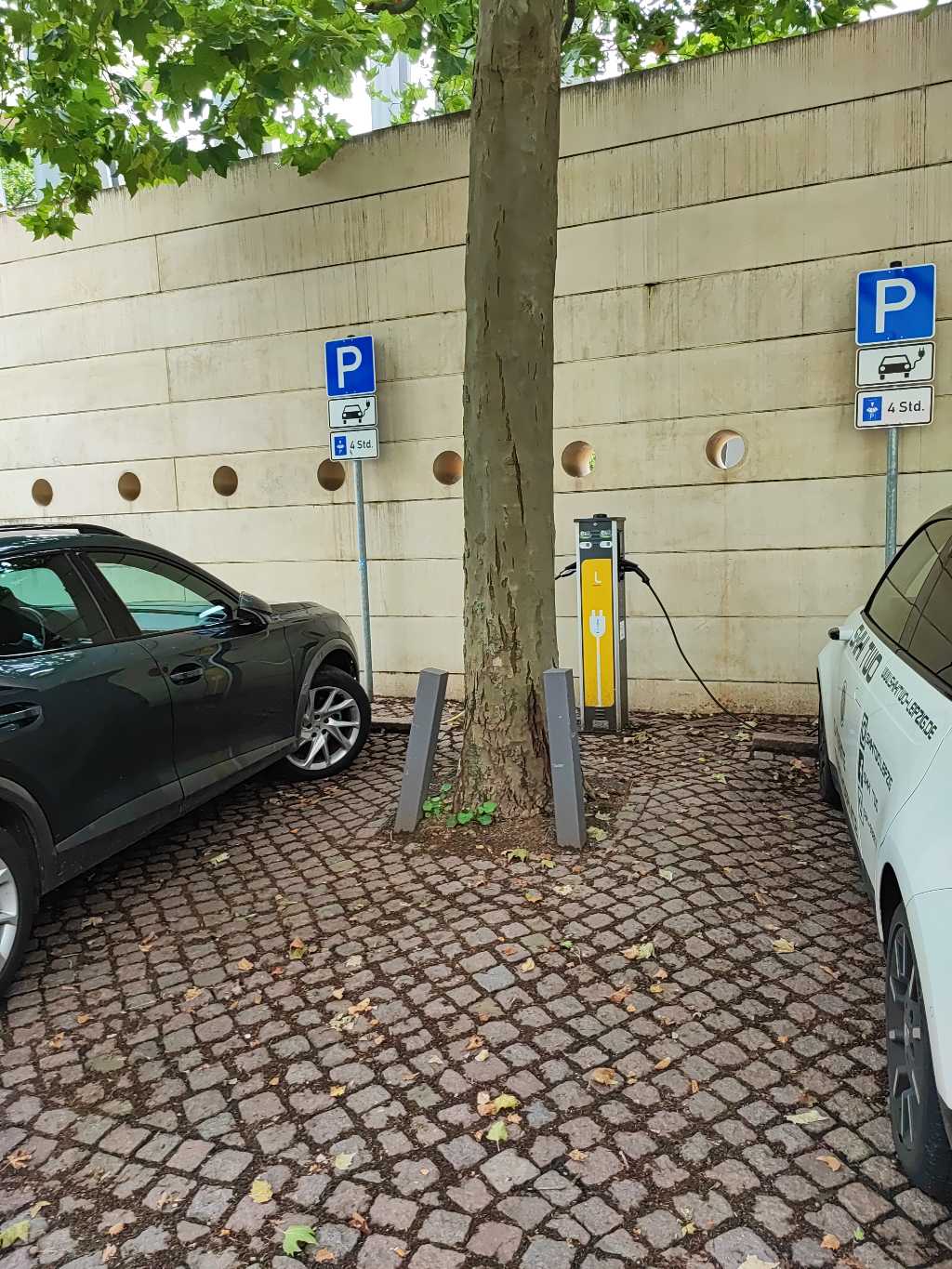 DE*961*E0341*0068 DE*961*E0341*0068*2 - Peterssteinweg 19 04107 Leipzig