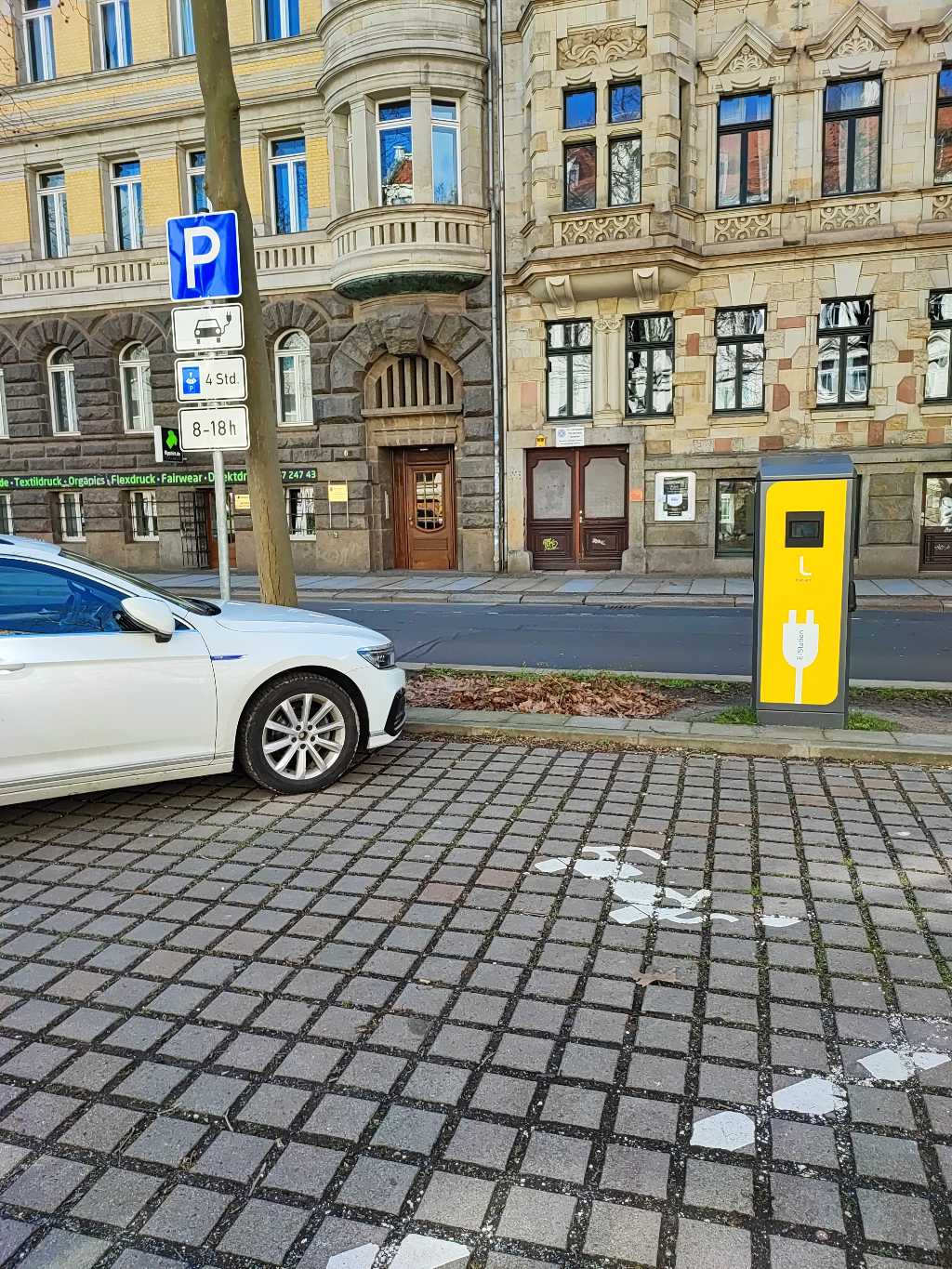 DE*961*E0341*0156 DE*961*E0341*0156 - Kurt-Eisner-Straße 66 04275 Leipzig