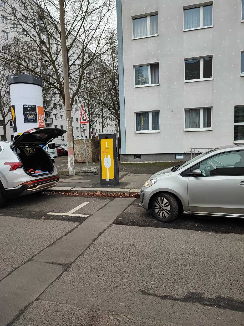 DE*961*E0341*0214 DE*961*E0341*0214*2 - Robert-Schumann-Straße 1 04107 Leipzig