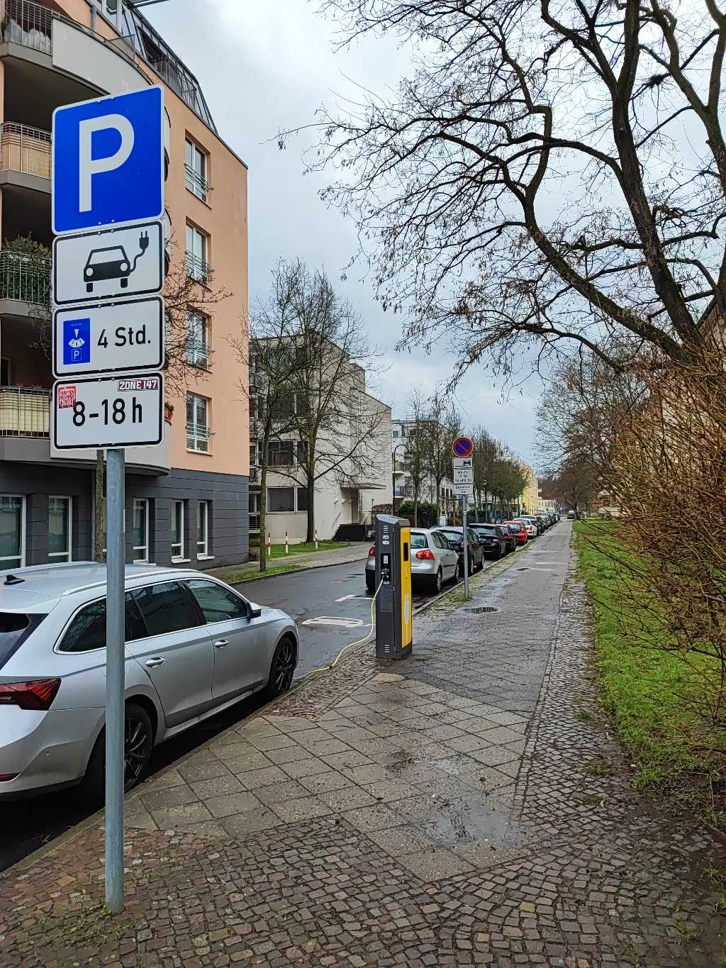 DE*961*E0341*0233 DE*961*E0341*0233 - Waldstraße 71 04105 Leipzig