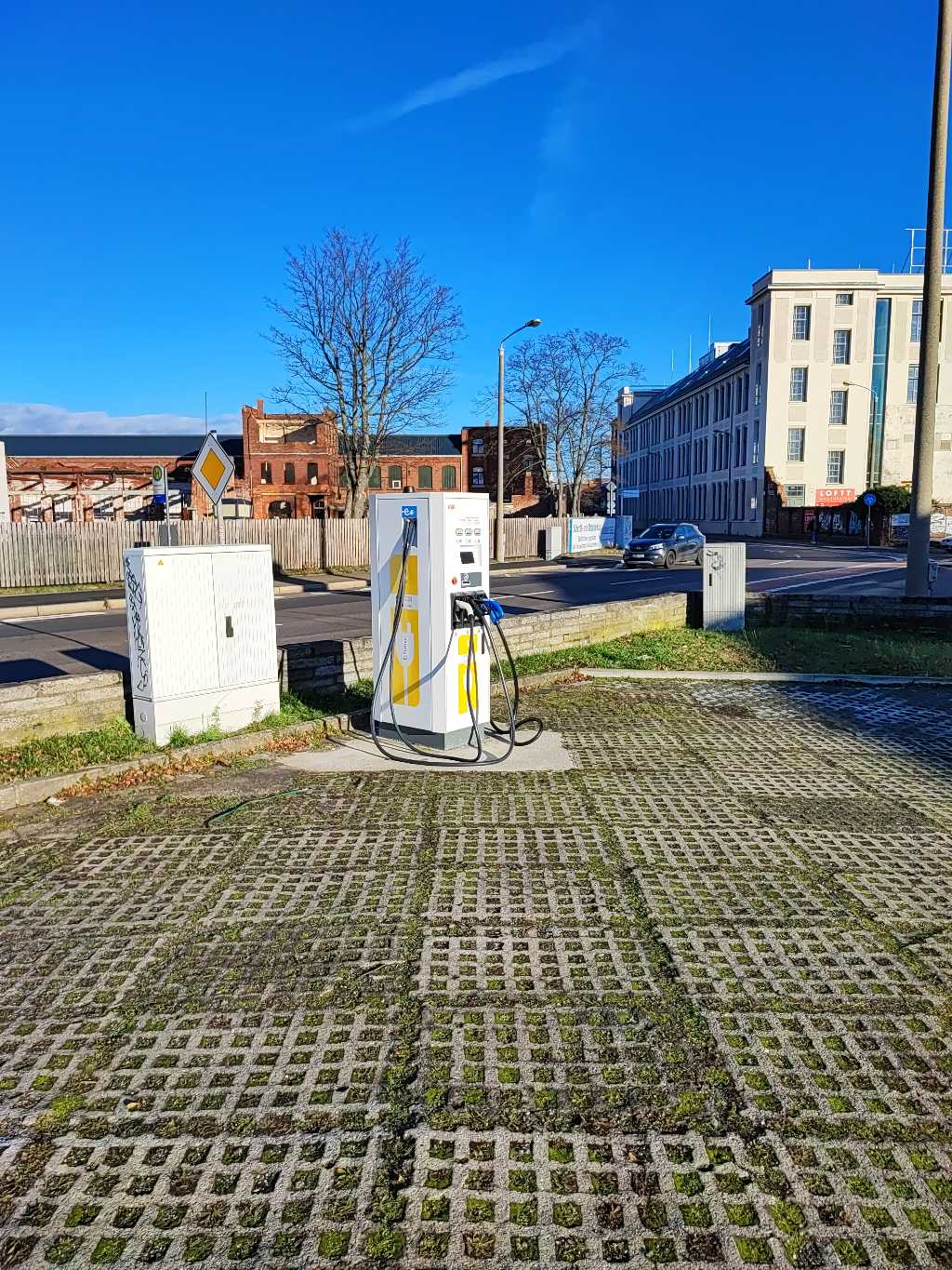 DE*961*E0341*0242 DE*961*E0341*0242 - Niedermeyerstr. 2 04179 Leipzig