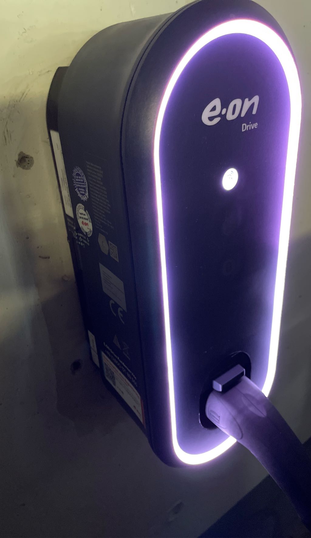 DE*APC*E29000063 DE*APC*E29000063*1 - Martinistraße 52 20251 Hamburg