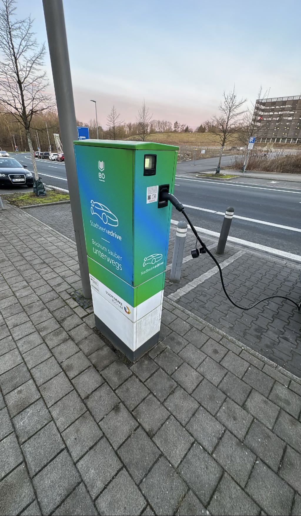 Charging Point DE*BOX*EAC0117 DE*BOX*EAC0117 - Suttner-Nobel-Allee 2a 44803 Bochum DE*BOX*EAC0117 DE*BOX*EAC0117 - Suttner-Nobel-Allee 2a 44803 Bochum