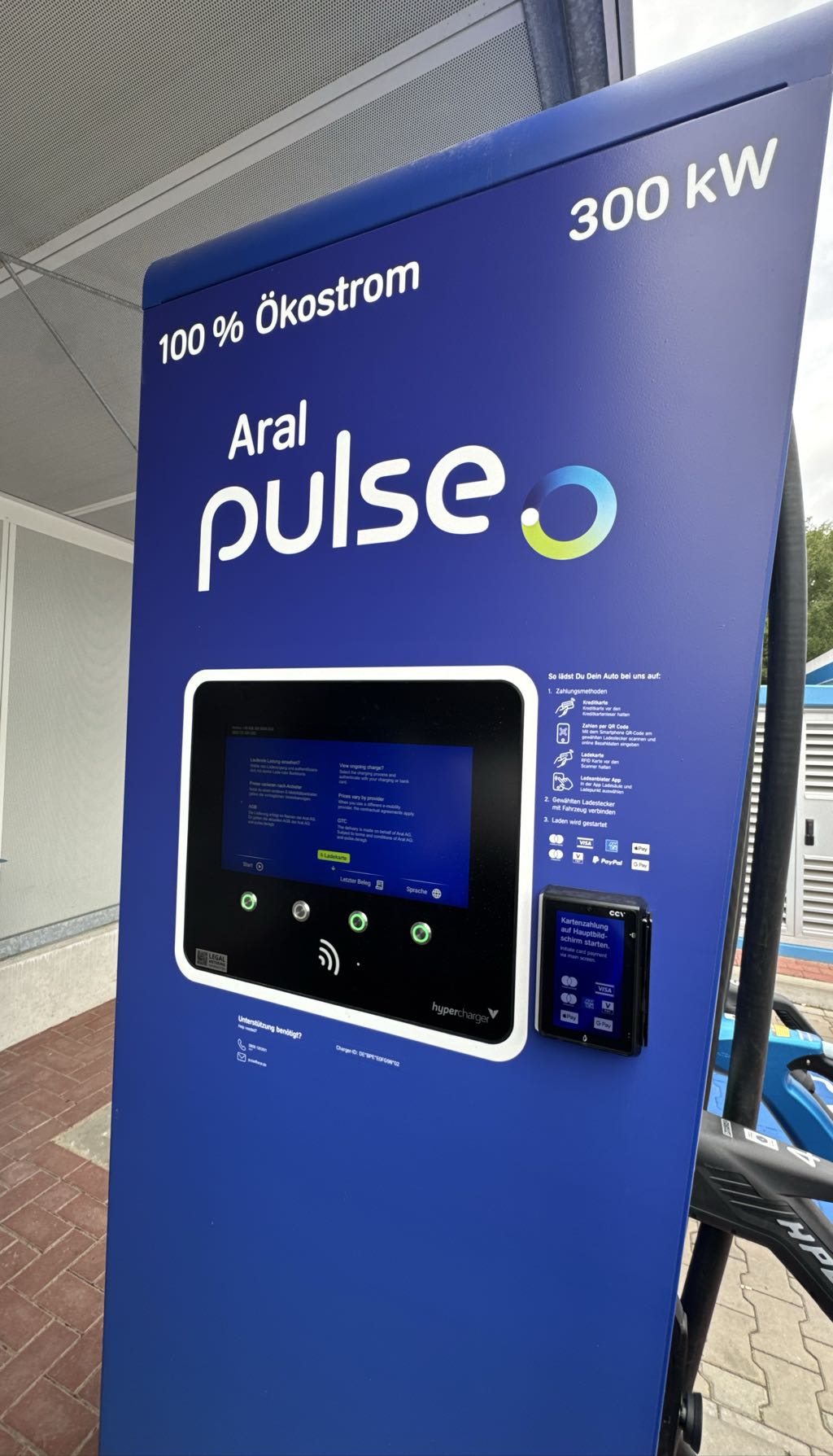 DE*BPE*E0FG98*01 DE*BPE*E0FG98*01*03 - Rahlstedter Straße 87 22149 Hamburg