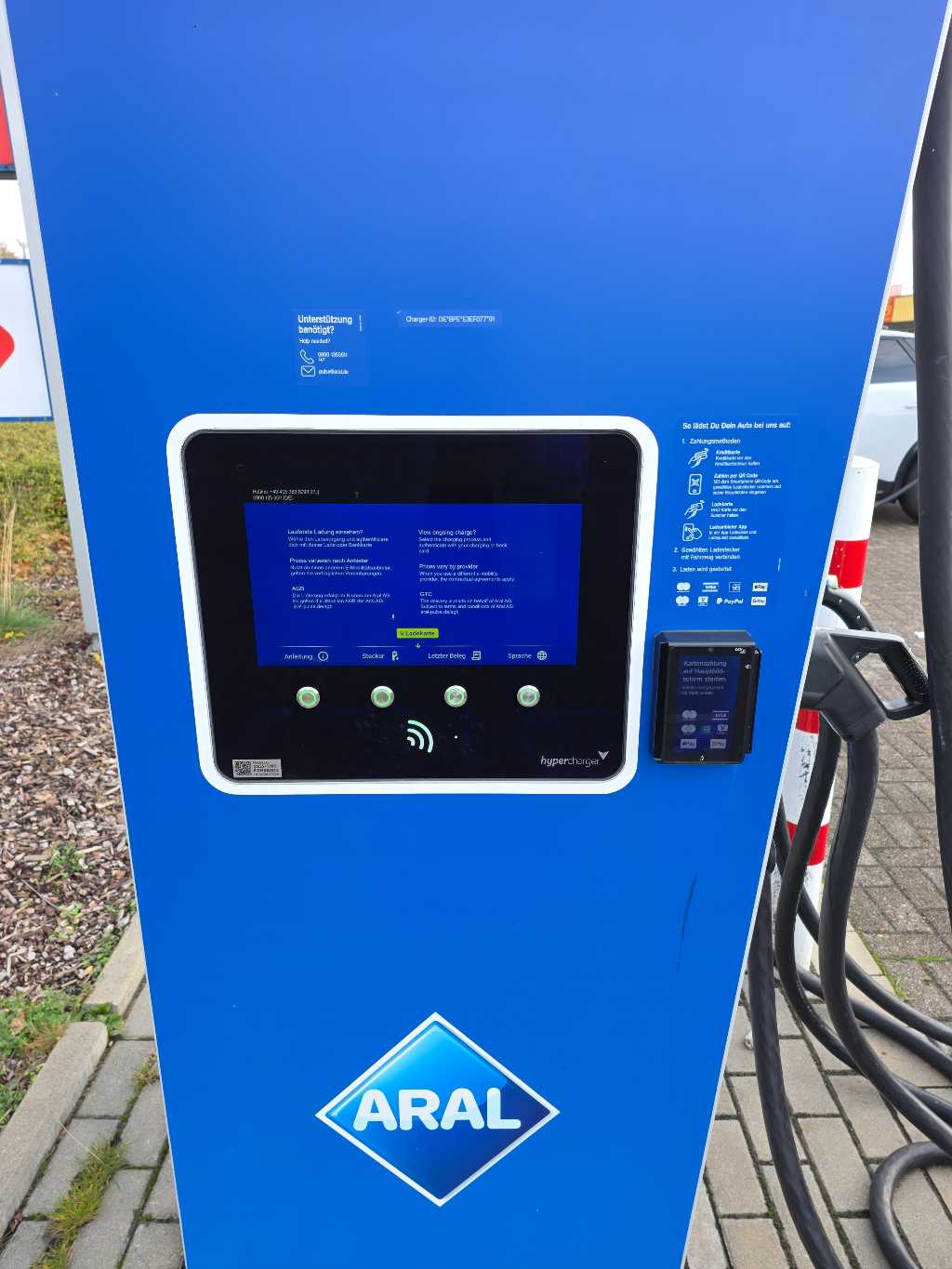 DE*BPE*E3EF077*01 DE*BPE*E3EF077*01*01 - Eyßelheideweg 1 38518 Gifhorn