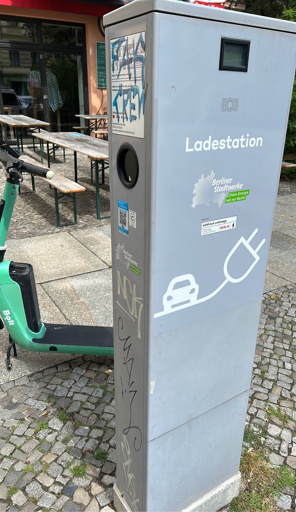 DE*BSW*E603682 DE*BSW*E603682*682 - Oderberger Str. 22 10435 Berlin