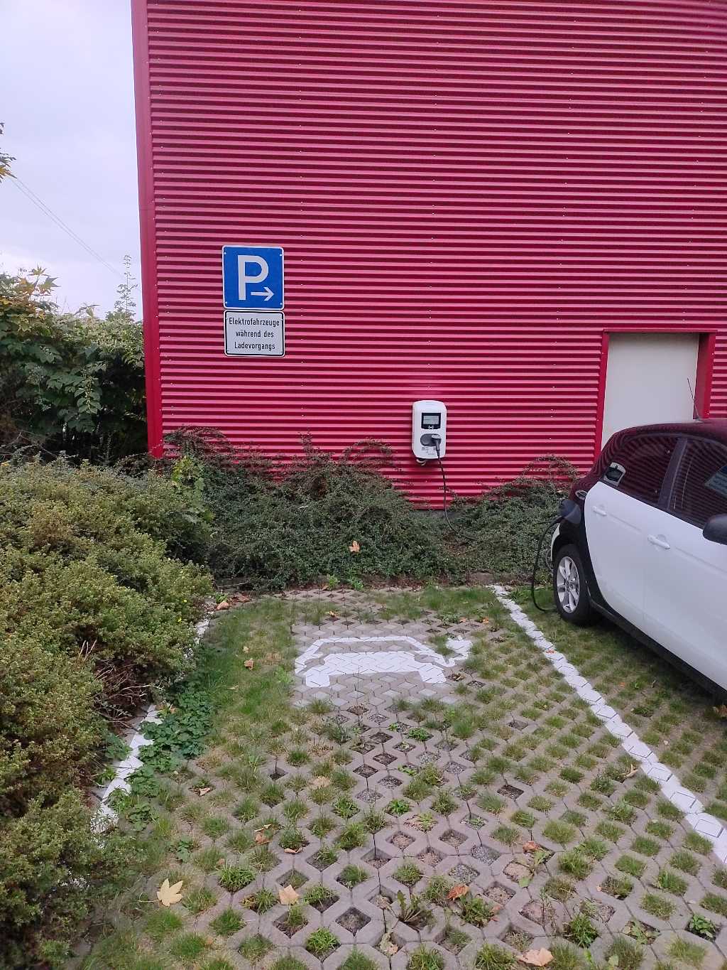 Charging Point DE*CIW*E000870 DE*CIW*E000870 - Frankenberger Straße 61 09131 Chemnitz DE*CIW*E000870 DE*CIW*E000870 - Frankenberger Straße 61 09131 Chemnitz