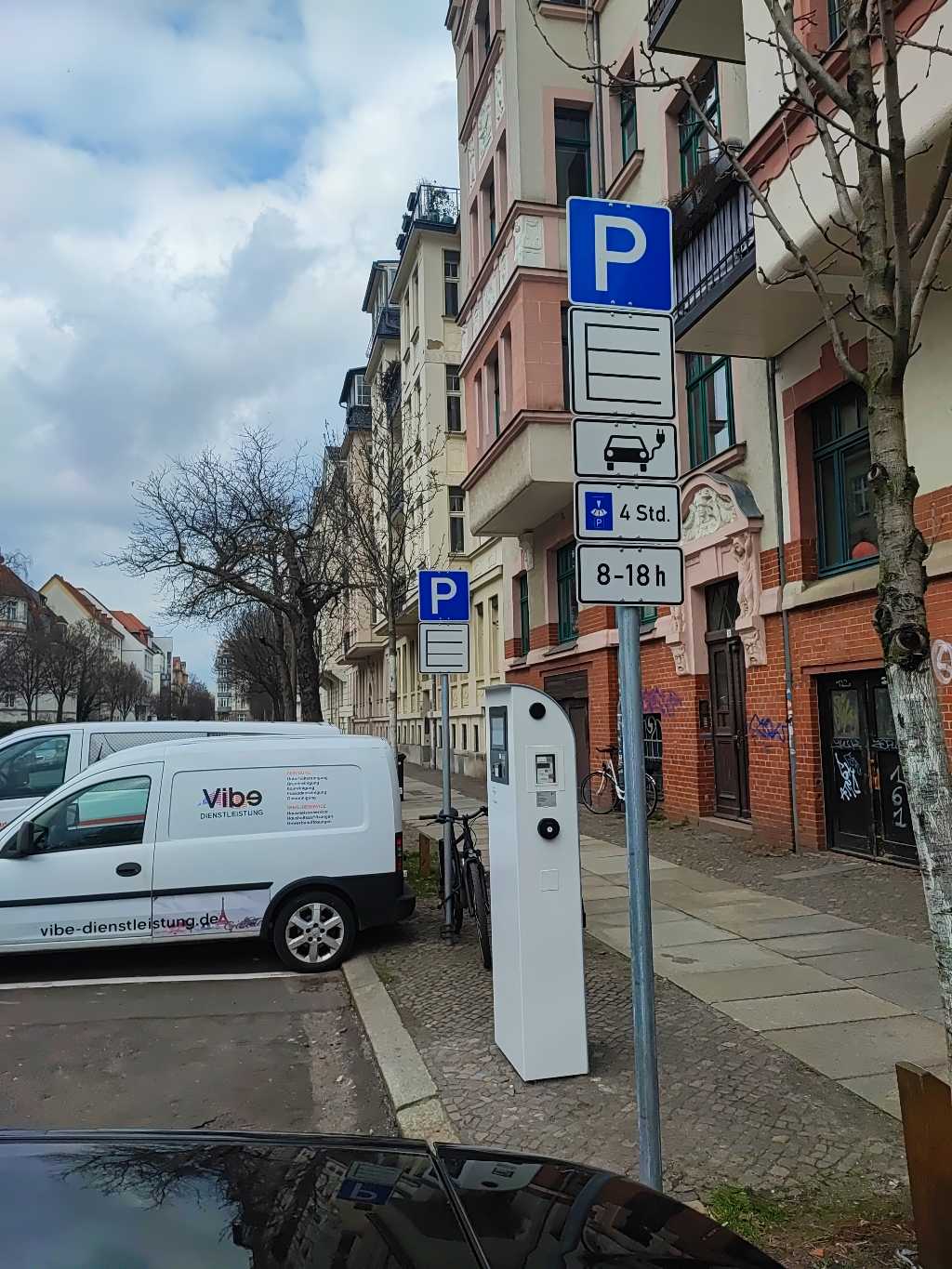 Charging Point DE*EAD*E500045 DE*EAD*E500045 - Fockestraße 19 04275 Leipzig DE*EAD*E500045 DE*EAD*E500045 - Fockestraße 19 04275 Leipzig