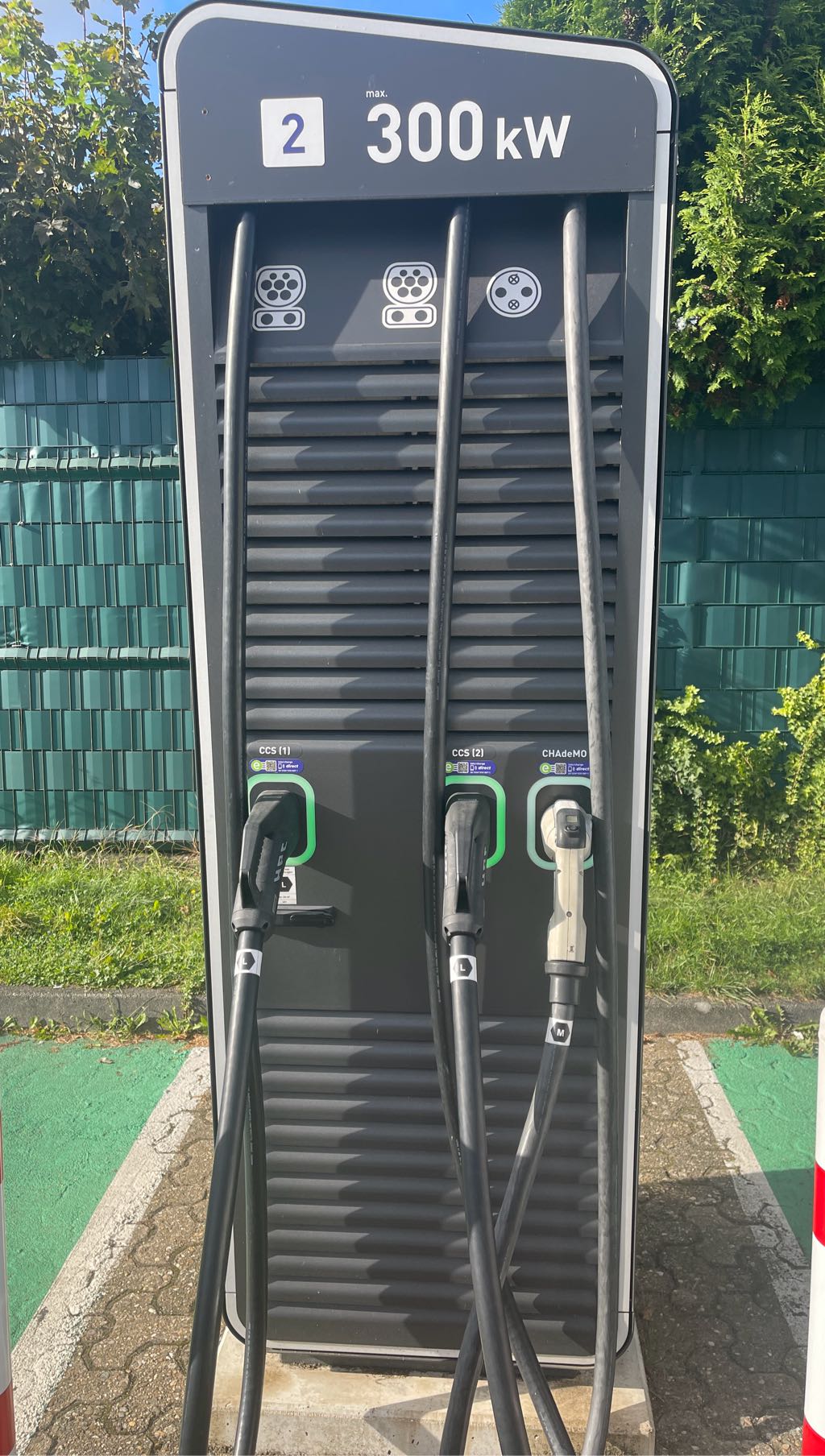 Ladepunkt DE*EBW*E901889 DE*EBW*E901889*3 - Xantener Straße 49 40670 Meerbusch DE*EBW*E901889 DE*EBW*E901889*3 - Xantener Straße 49 40670 Meerbusch