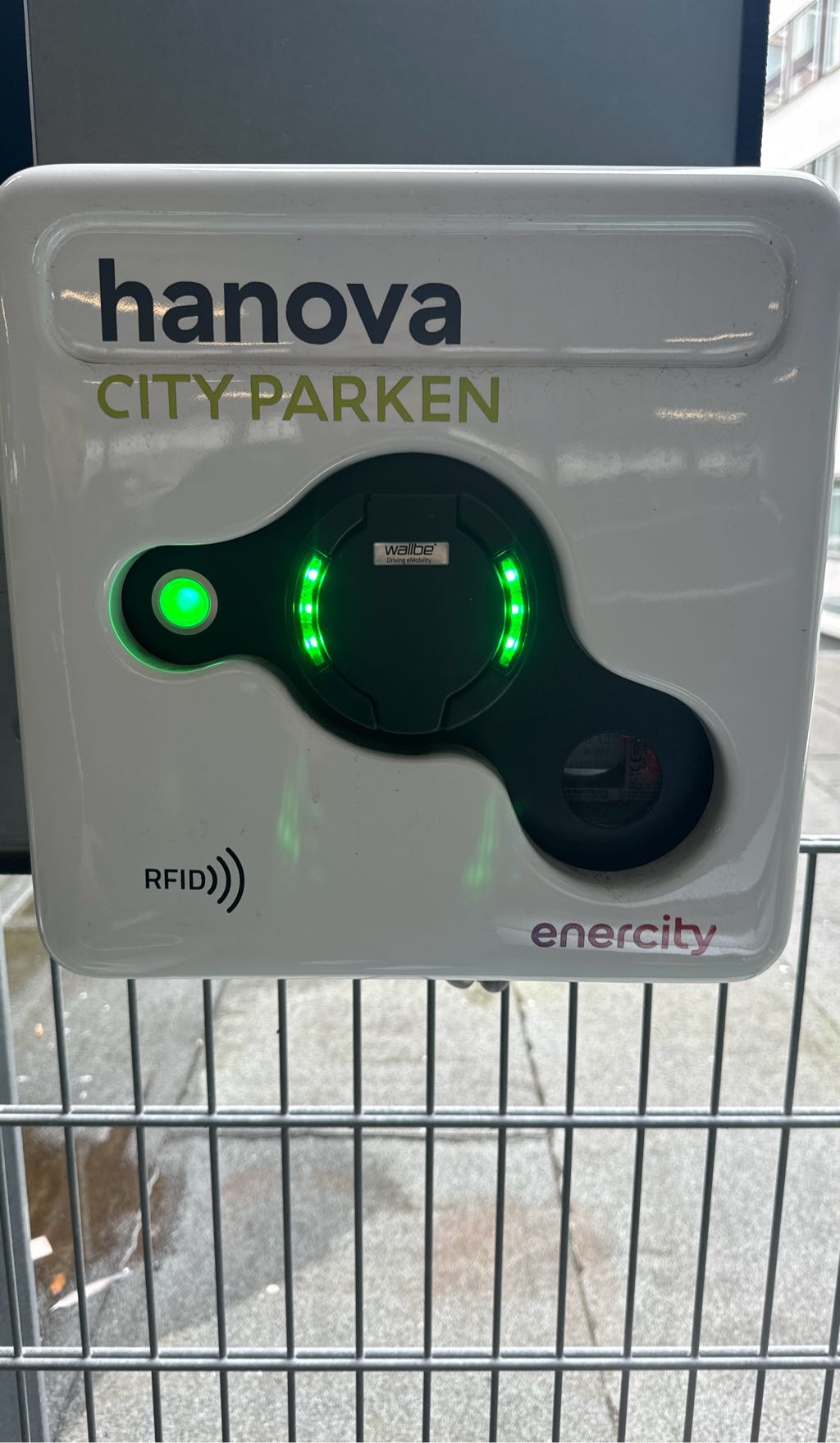 DE*ENC*ELA000001*002*A DE*ENC*ELA000001*002*A - Andreaestraße 4 30159 Hannover