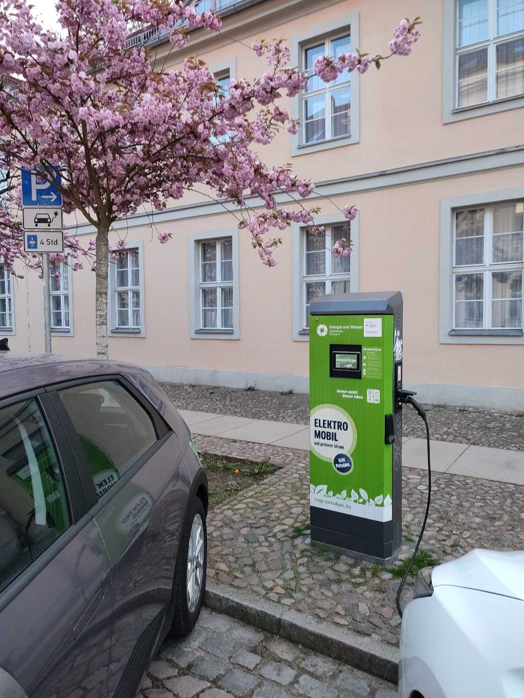 DE*EWP*E7326 DE*EWP*E7326*001 - Lindenstraße 27 14467 Potsdam