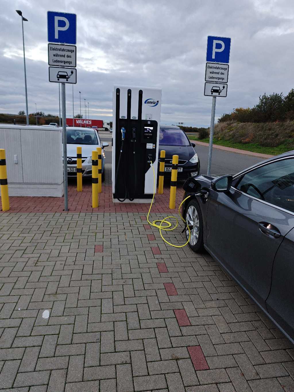 Charging Point DE*ISE*E0014768 DE*ISE*E0014768 - Thiemendorfer Mark 1 L 06796 Brehna DE*ISE*E0014768 DE*ISE*E0014768 - Thiemendorfer Mark 1 L 06796 Brehna