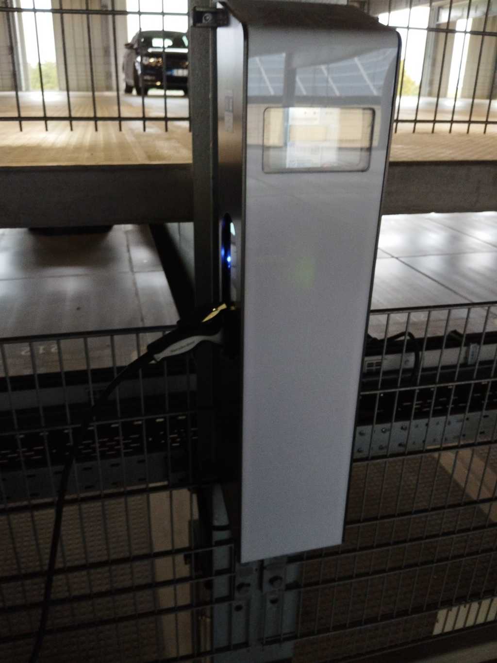 Ladepunkt DE*MSU*EKRON*ST79 KRON791 - Dr. Hermann-Kronseder-Straße 1 93073  Neutraubling DE*MSU*EKRON*ST79 KRON791 - Dr. Hermann-Kronseder-Straße 1 93073  Neutraubling