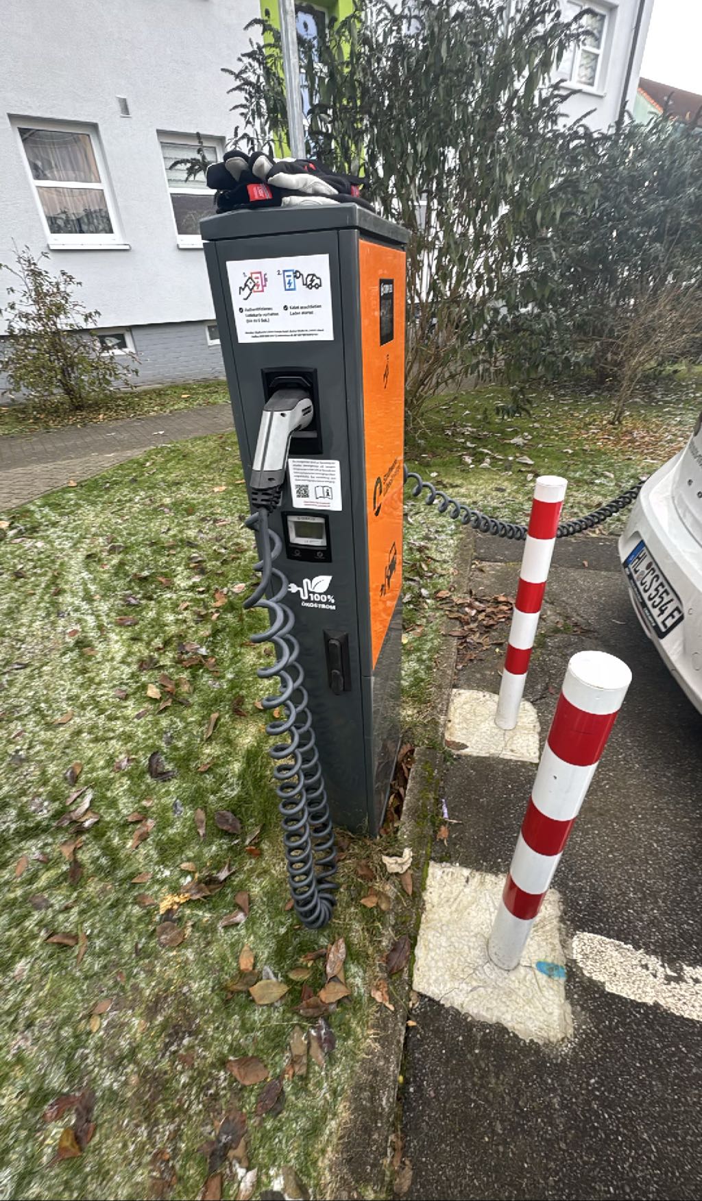 DE*451*ELBV0601 LBV060102 - Kurt-Schumacher-Straße 1- 6 23560 Lübeck