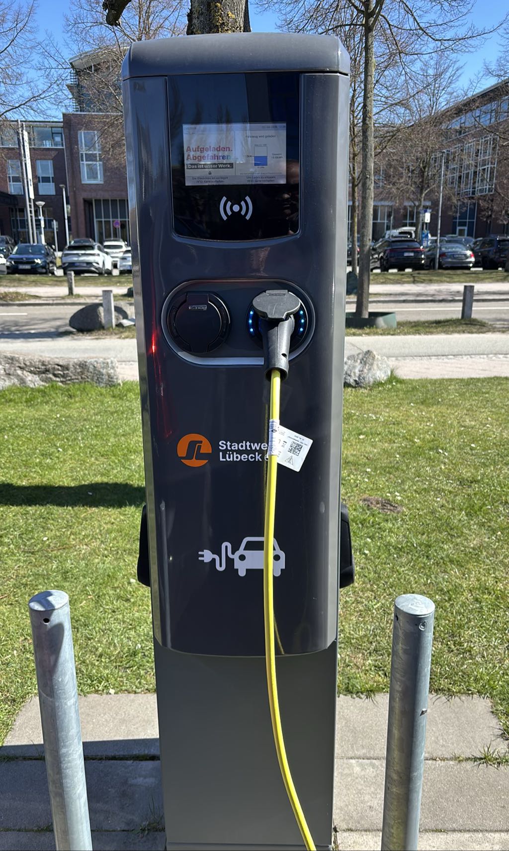 DE*451*EMIL0018 EMIL001802 - Willy-Brandt-Allee 1- 5 23554 Lübeck