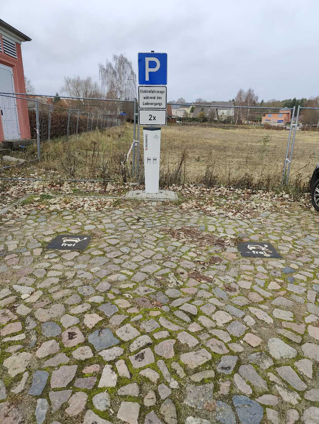 DE*221*E5805 58055 - August-Bebel-Straße 16 17213 Malchow