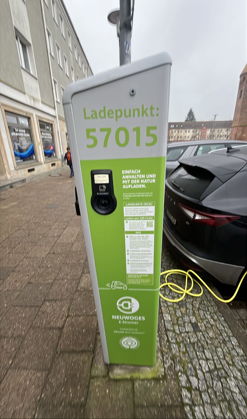 DE*NWG*E5701 57014 - Stargarder Straße 23 17033 Neubrandenburg