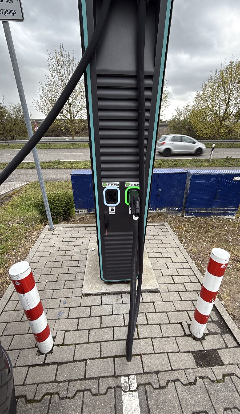 DE*PWA*EALP22267X01152 01152*01 - Am Kühgrunddamm 4 76744 Wörth am Rhein