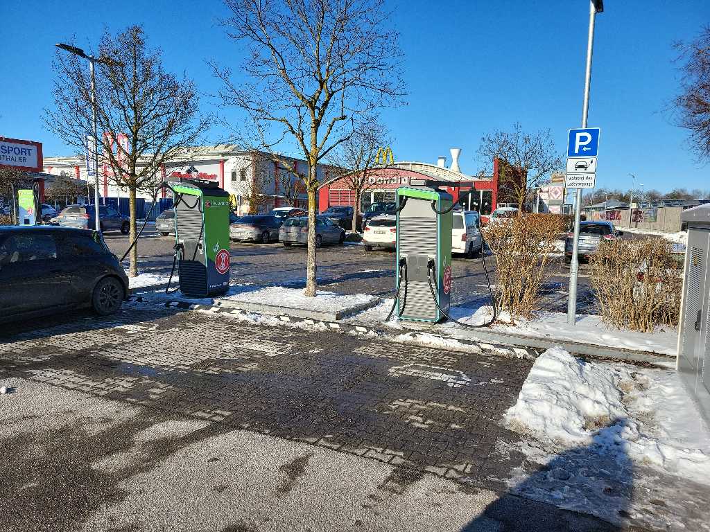 DE*PWA*EALP22541X01477 25001 - Haslacher Feld 1- 7 83278 Traunstein