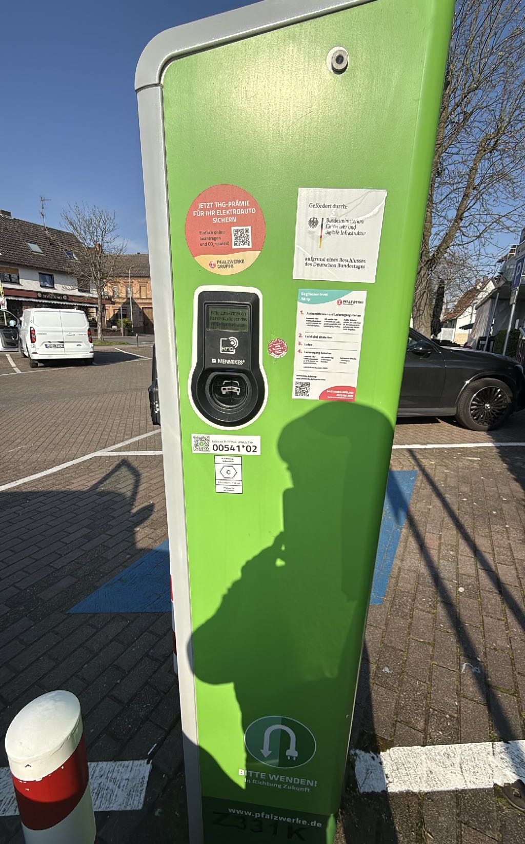 DE*PWA*EMNK22290X00541 00541*02 - Ludwigsplatz 2 67122 Altrip