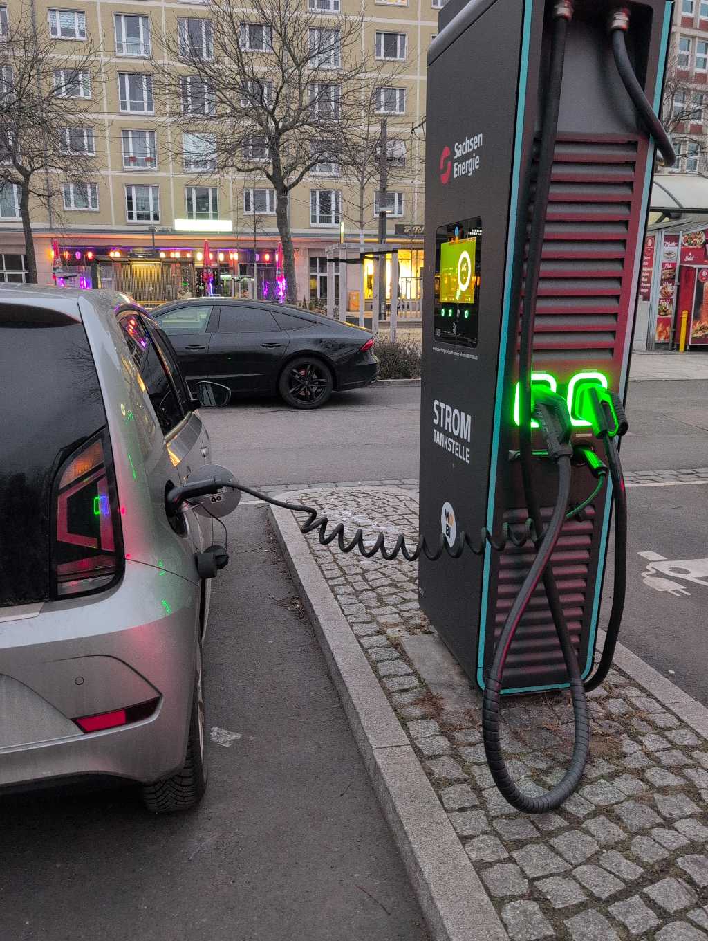 DE*SAE*E6037 60373 - Pirnaischer Platz 1N 01067 Dresden