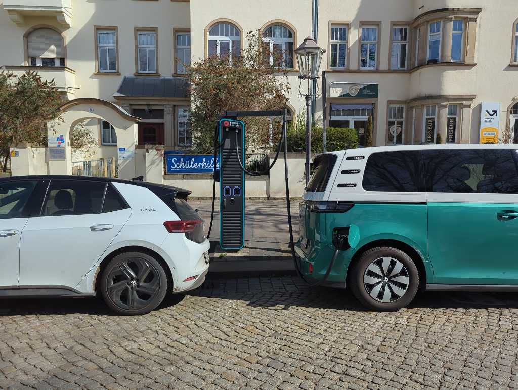 DE*SAE*E6043 60432 - Pohlandplatz 1N 01309 Dresden