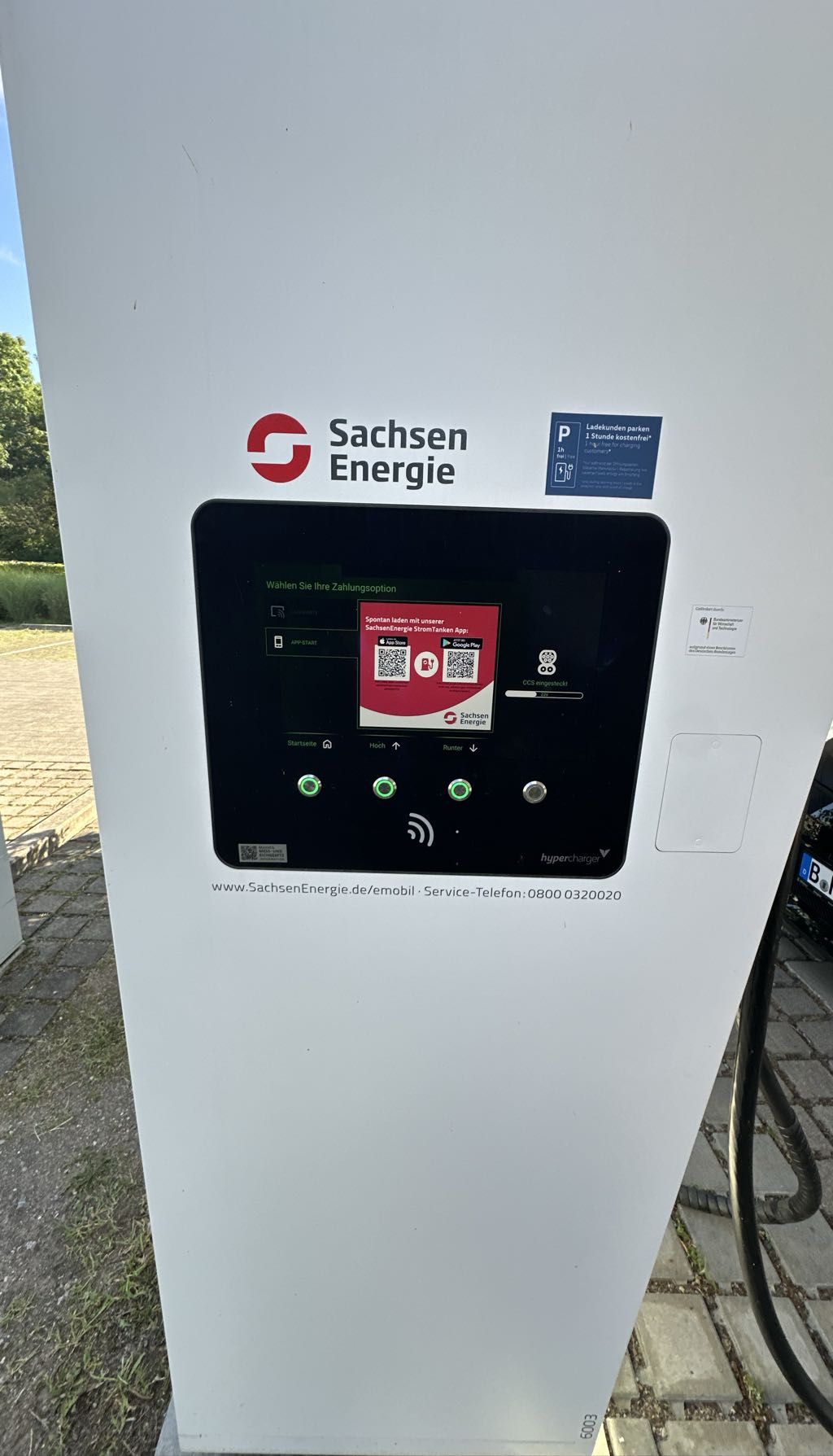 DE*SAE*E6057 60571 - Lennestraße 1 01069 Dresden