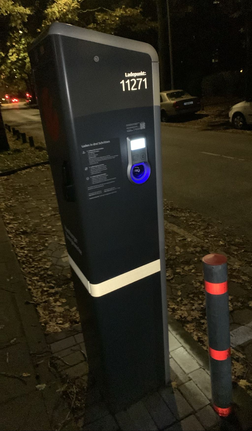 DE*HHM*E1127 11271 - Max-Zelck-Straße 10 22459 Hamburg