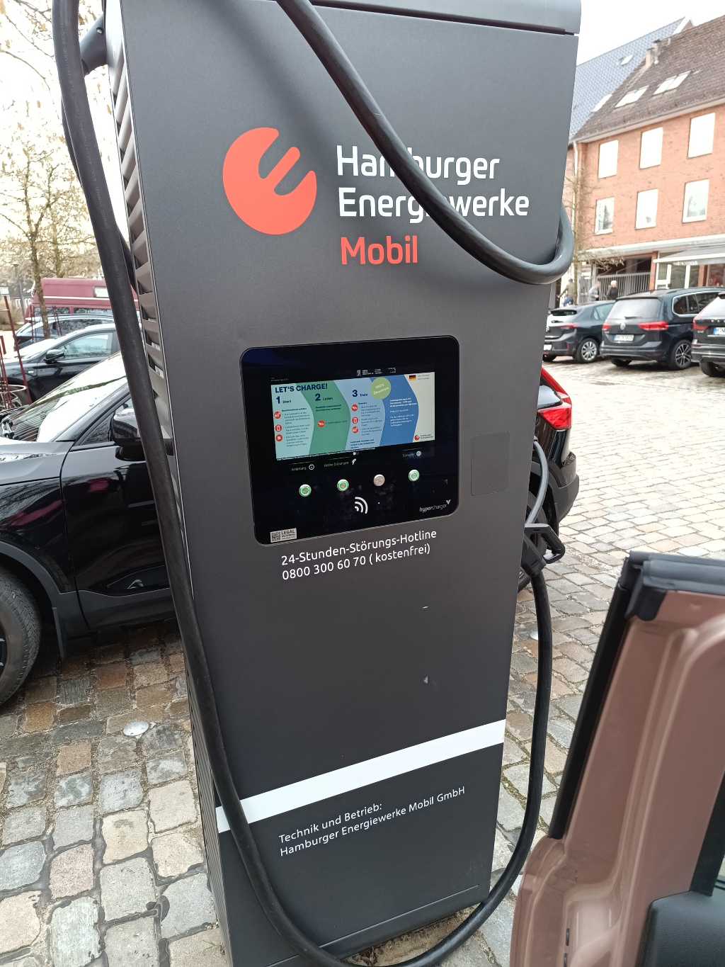 DE*HHM*E143 1431 - Tibarg 24 22459 Hamburg