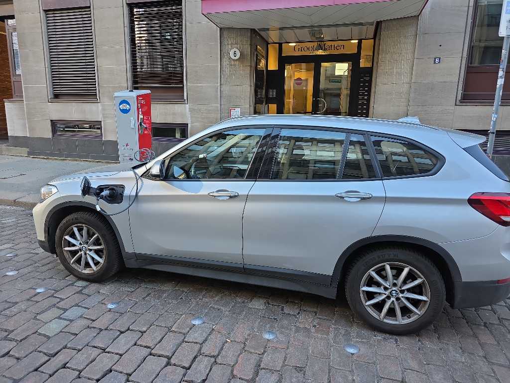 Ladepunkt DE*HHM*E374 3745 - Mattentwiete 6 20457 Hamburg DE*HHM*E374 3745 - Mattentwiete 6 20457 Hamburg