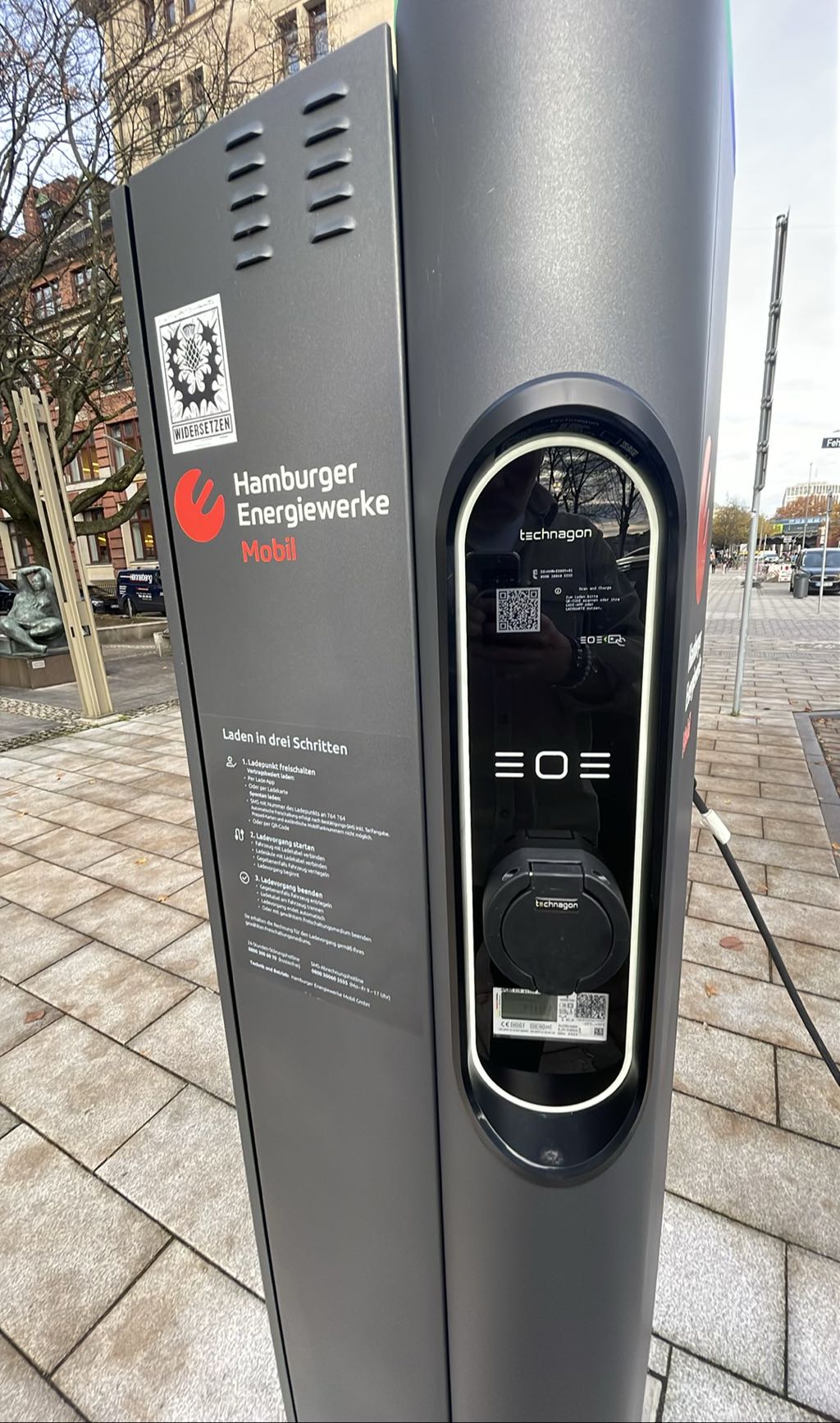 Ladepunkt DE*HHM*E8009 80092 - Neuer Jungfernstieg 19 20354 Hamburg DE*HHM*E8009 80092 - Neuer Jungfernstieg 19 20354 Hamburg