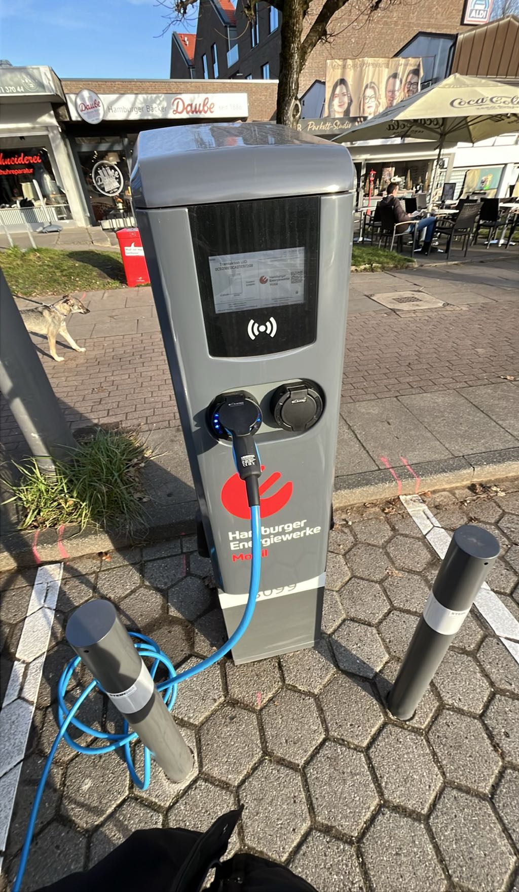 DE*HHM*E8099 80992 - Harksheider Straße 2 22399 Hamburg