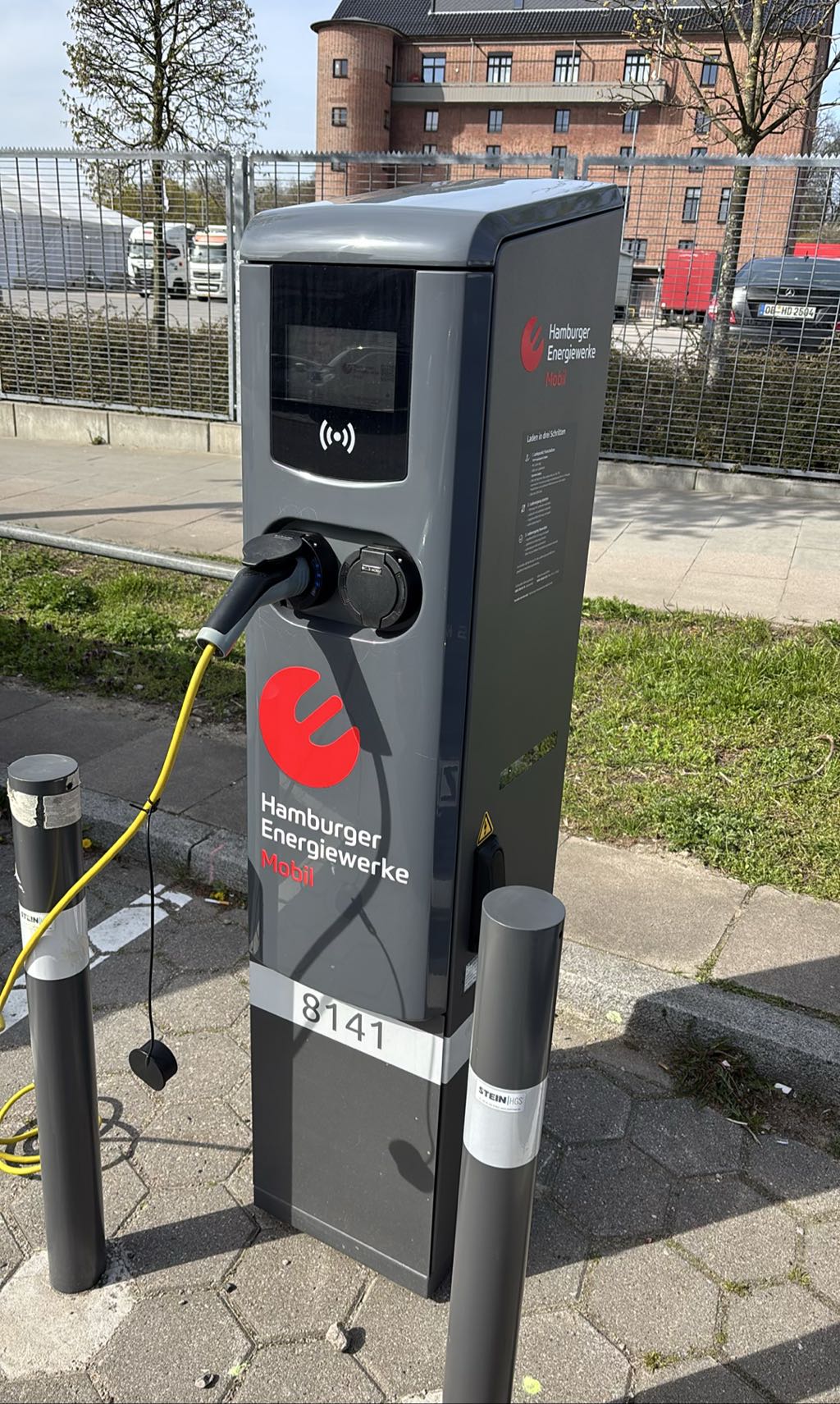 DE*HHM*E8141 81412 - Lagerstraße 11 20357 Hamburg