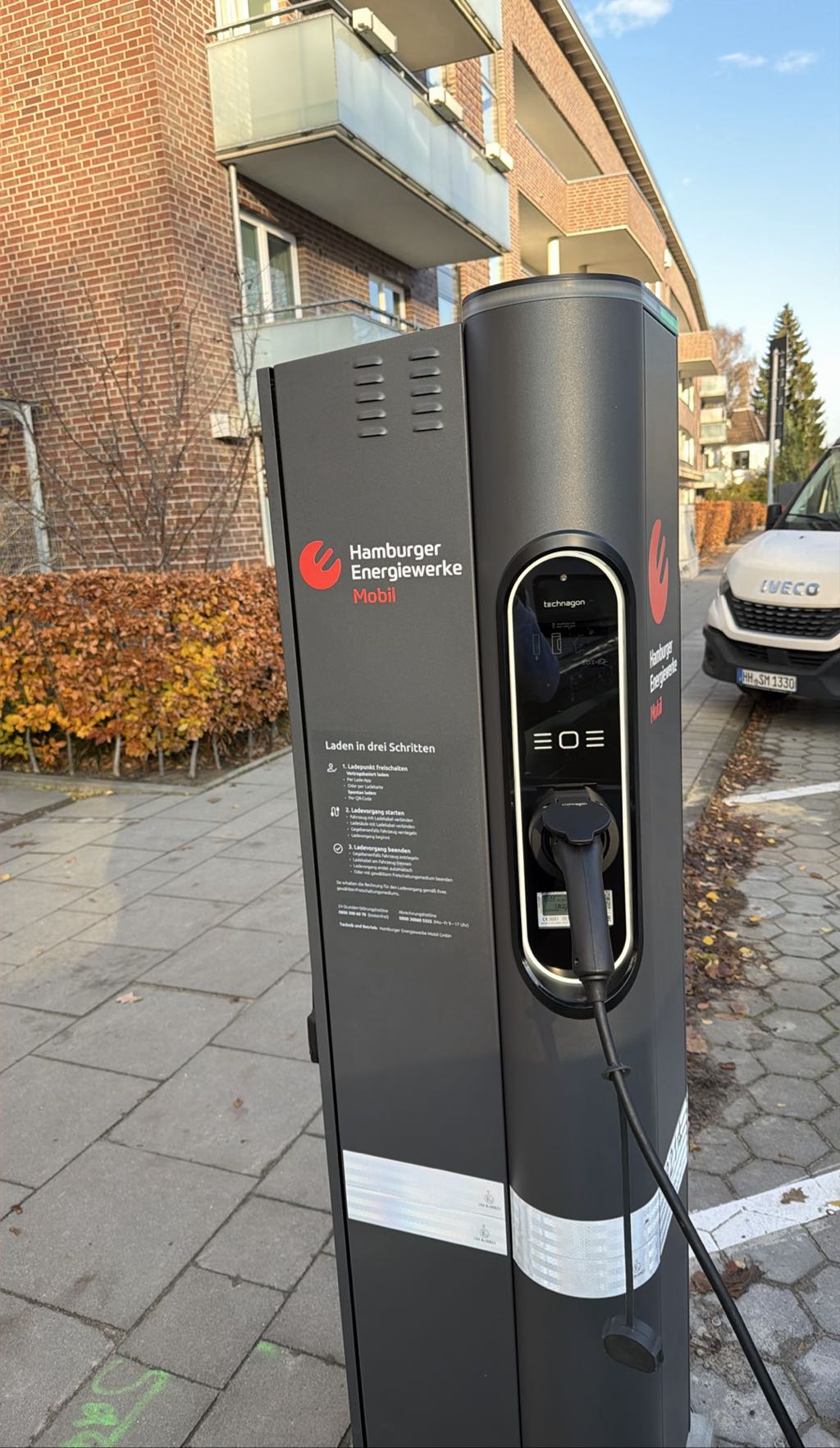 DE*HHM*E8214 82141 - Fabriciusstraße 157 22177 Hamburg