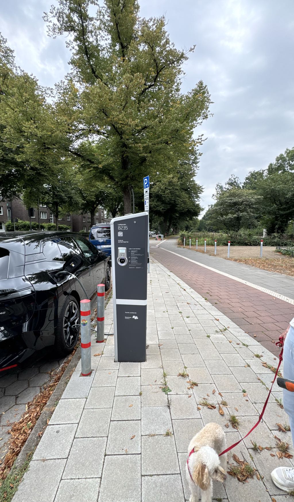 DE*HHM*E823 8235 - Bebelallee 1 22299 Hamburg