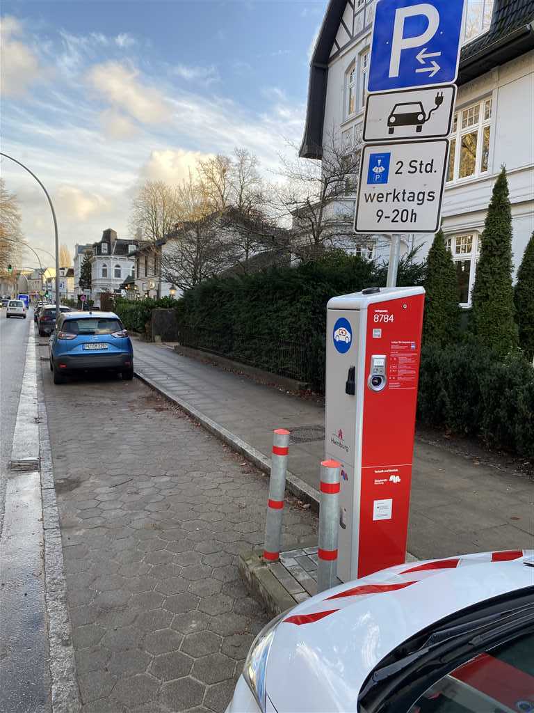 DE*HHM*E878 8785 - Blankeneser Landstraße 31 22587 Hamburg