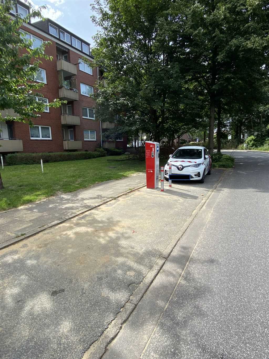 DE*HHM*E882 8825 - Leipeltstraße 33 21109 Hamburg