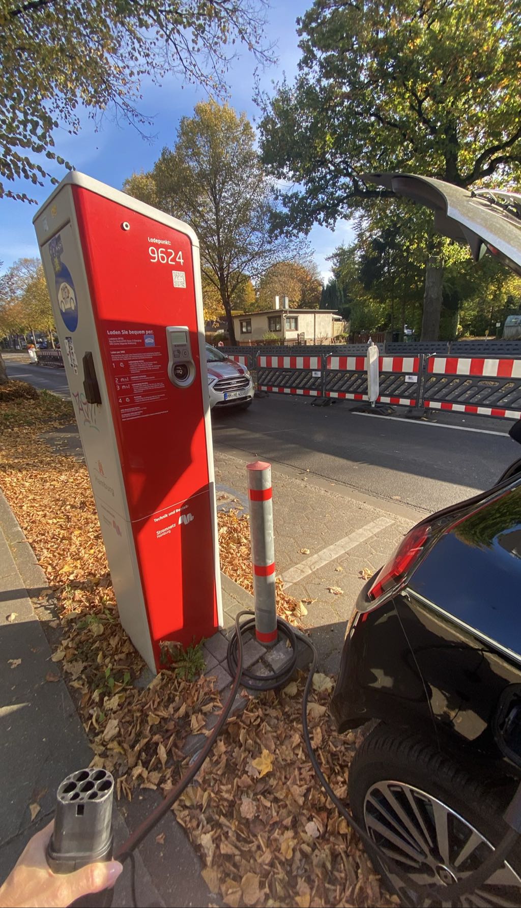 Ladepunkt DE*HHM*E962 9625 - Saseler Chaussee 22 22391 Hamburg DE*HHM*E962 9625 - Saseler Chaussee 22 22391 Hamburg