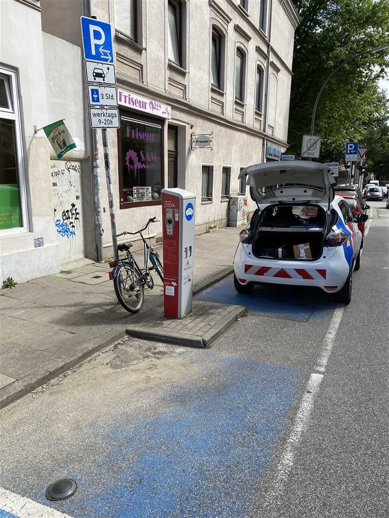DE*SNH*E200 2004 - Julius-Ludowieg-Straße 23 21073 Hamburg